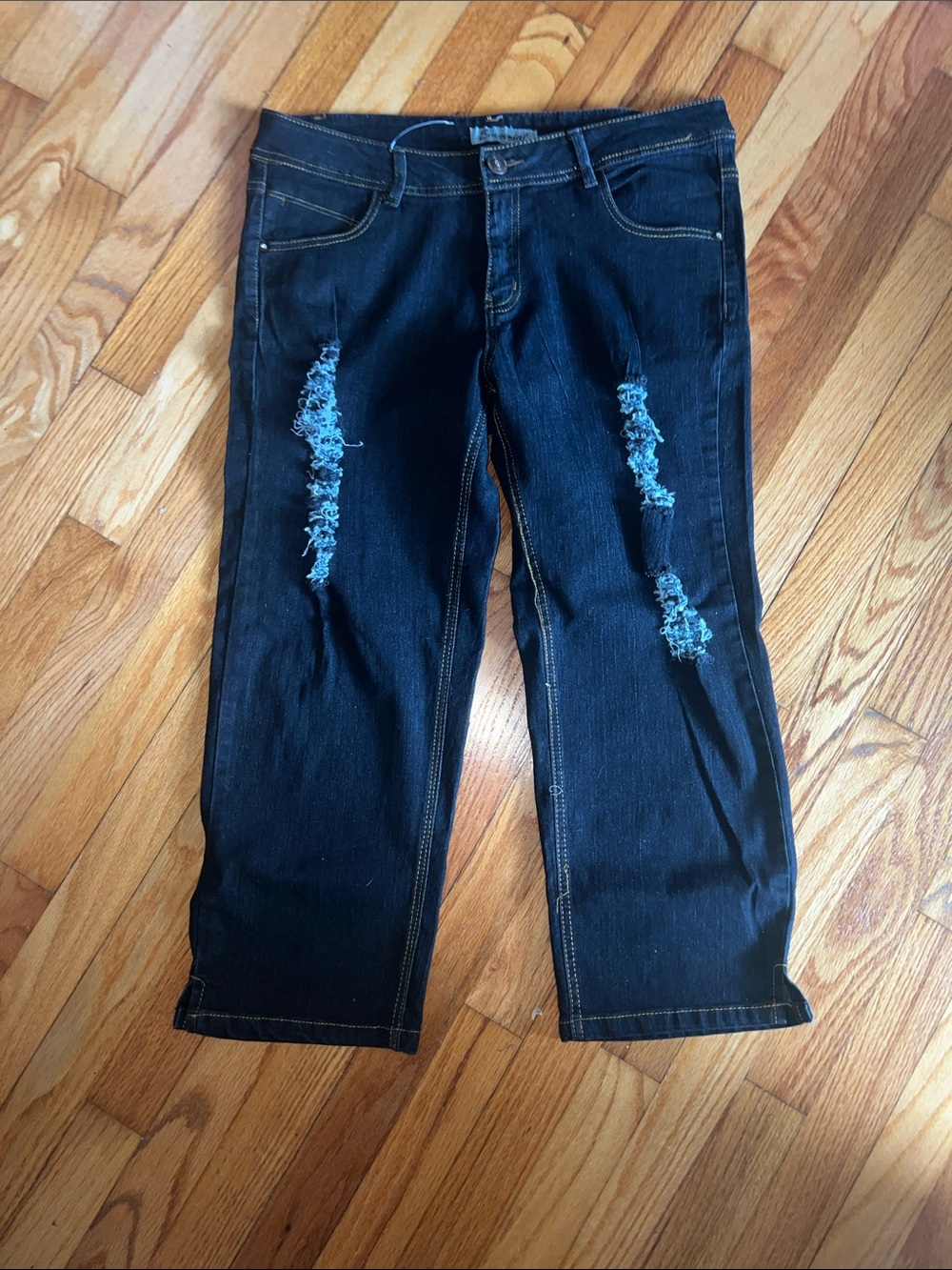 Emperial Dark Wash Distressed Capri Jeans